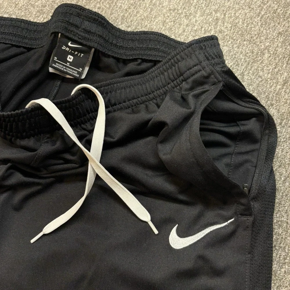 Nike Academy 18 Soccer Joggers Womens M Dri-Fit Sweatpants Training | 893721-010